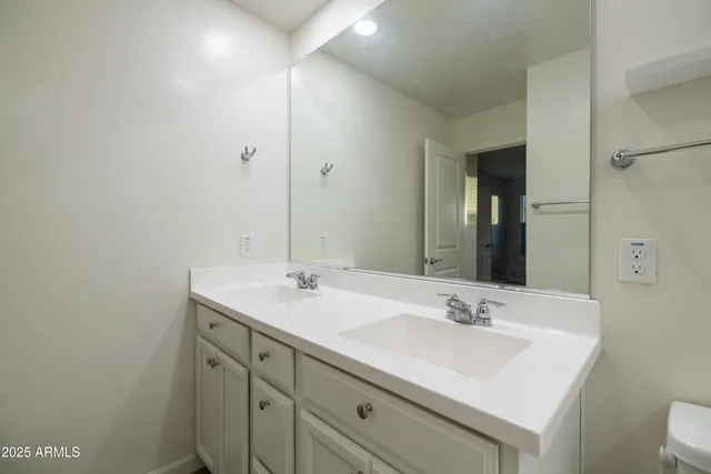 $420,000 | 6230 South 34th Drive, Phoenix, AZ 85041