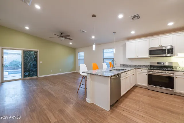 $420,000 | 6230 South 34th Drive, Phoenix, AZ 85041