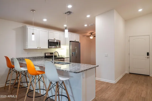 $420,000 | 6230 South 34th Drive, Phoenix, AZ 85041