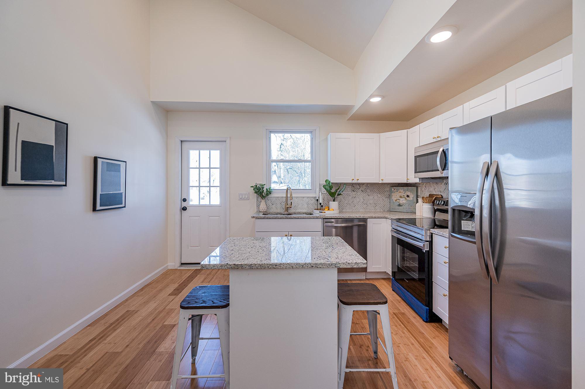 7904 Gilmore Avenue Rosedale, MD 21237 - Photo 11 of 37 Eat-in Kitchen
