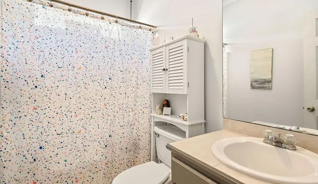 $2,000 | 1555 Marigny Avenue, Mandeville, LA 70448