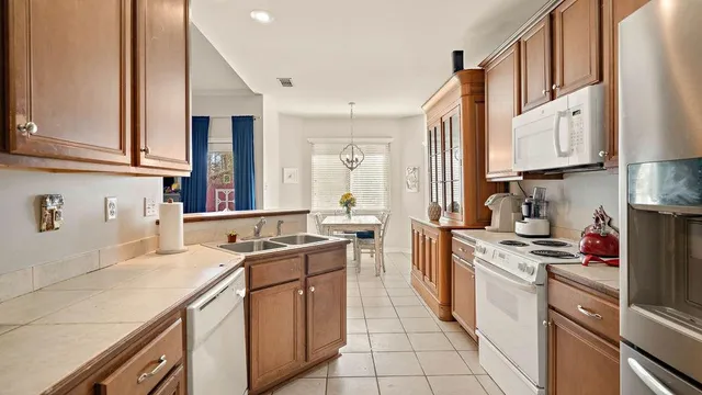 $2,000 | 1555 Marigny Avenue, Mandeville, LA 70448