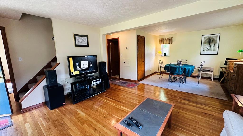 3218 Eastview Road Bethel Park, PA 15102 - Photo 14 of 49 Living room.