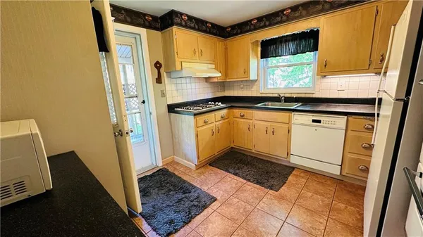 $259,900 | 3218 Eastview Road, Bethel Park, PA 15102