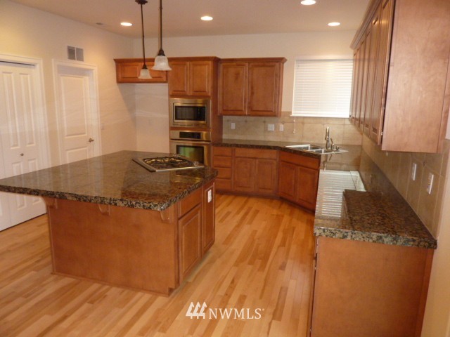 4705 Rutherford Circle Southwest Port Orchard, WA 98367 - Photo 3 of 15 Gallery Image 3