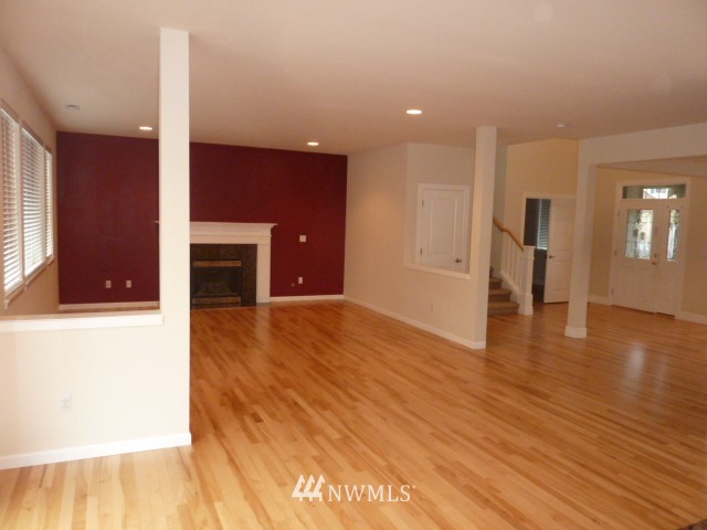 4705 Rutherford Circle Southwest Port Orchard, WA 98367 - Photo 4 of 15 Gallery Image 4