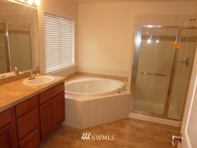 4705 Rutherford Circle Southwest Port Orchard, WA 98367 - Photo 8 of 15 Gallery Image 8