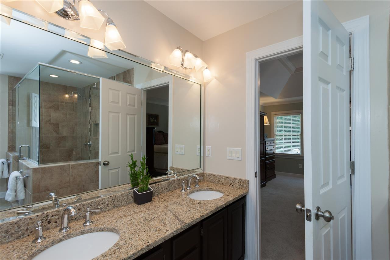 5817 Raddington Street Raleigh, NC 27613 - Photo 17 of 25 Master Bath/Spa