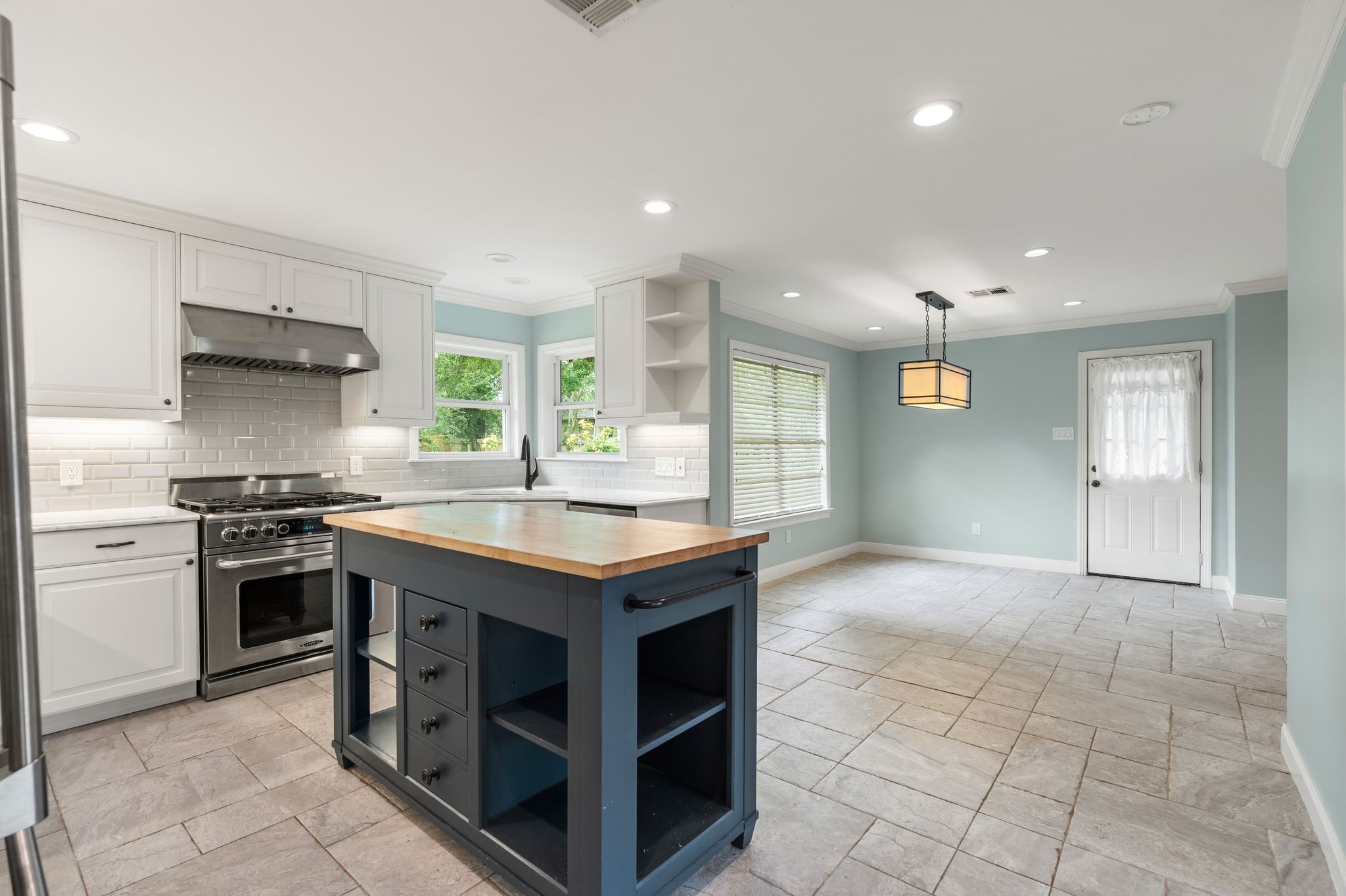 9333 Walterville Road Houston, TX 77080 - Photo 16 of 36