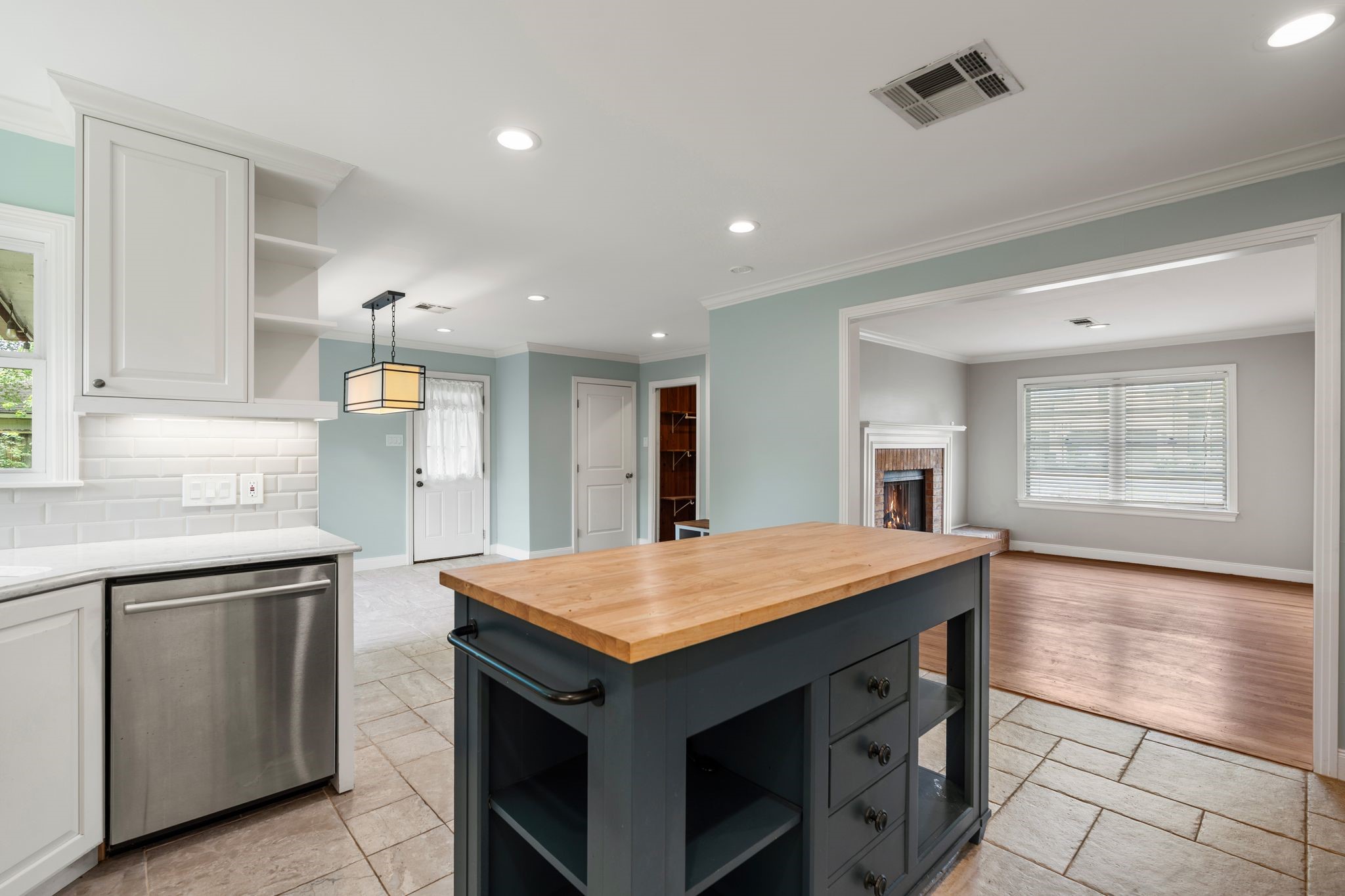 9333 Walterville Road Houston, TX 77080 - Photo 18 of 36