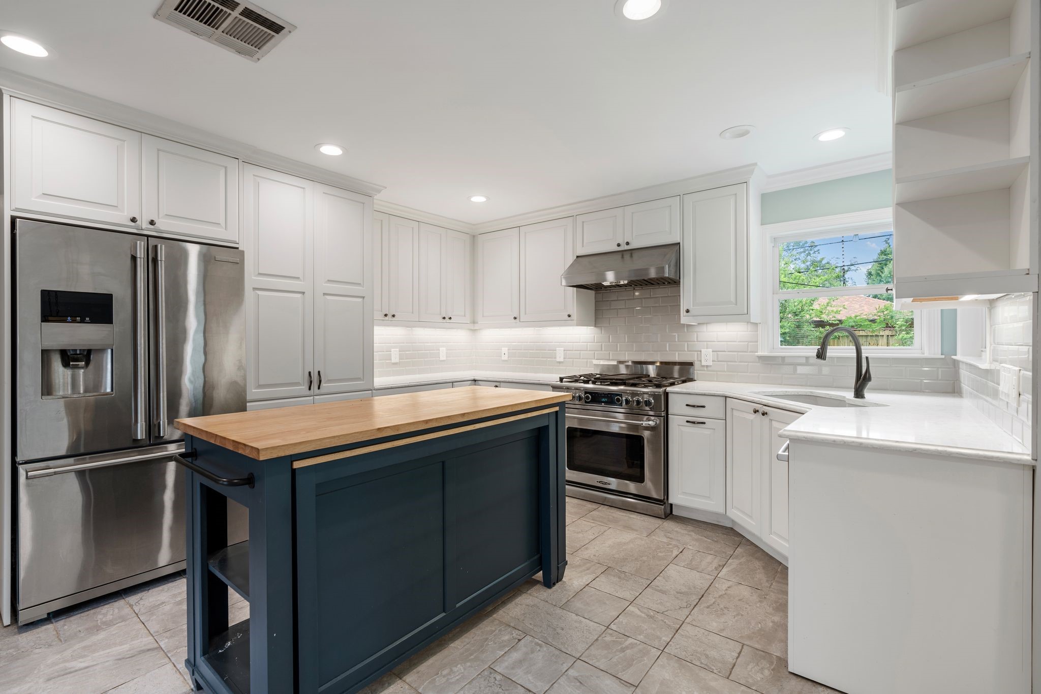 9333 Walterville Road Houston, TX 77080 - Photo 19 of 36