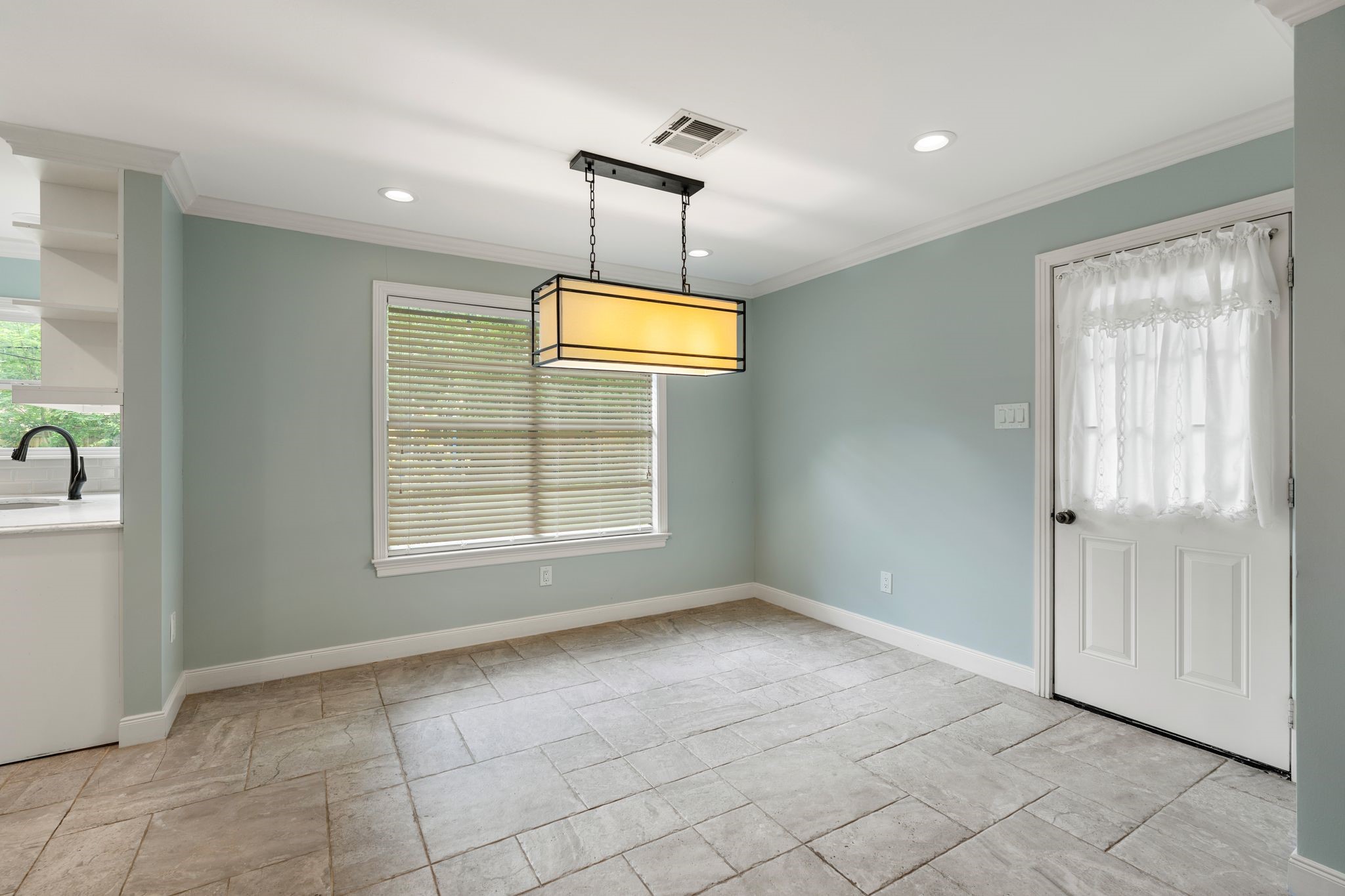 9333 Walterville Road Houston, TX 77080 - Photo 20 of 36