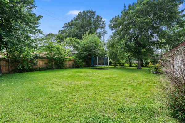 $2,850 | 9333 Walterville Road, Houston, TX 77080