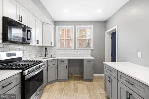 $325,000 | 7818 Lennox Road, Upper Darby, PA 19082