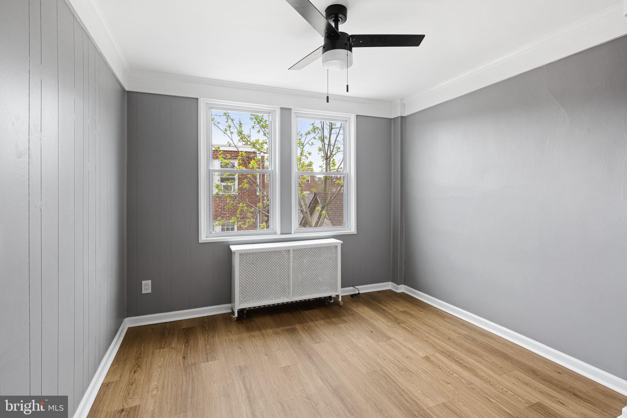 7818 Lennox Road Upper Darby, PA 19082 - Photo 25 of 32 Bedroom 1 (Upper Level)