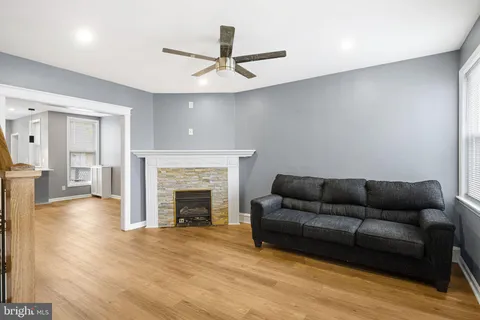 $325,000 | 7818 Lennox Road, Upper Darby, PA 19082