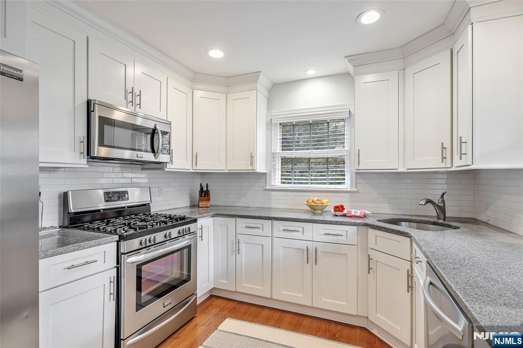 716 Morningside Road Ridgewood, NJ 07450 - Photo 12 of 47