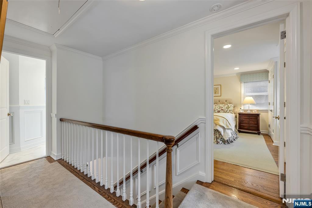 716 Morningside Road Ridgewood, NJ 07450 - Photo 17 of 47