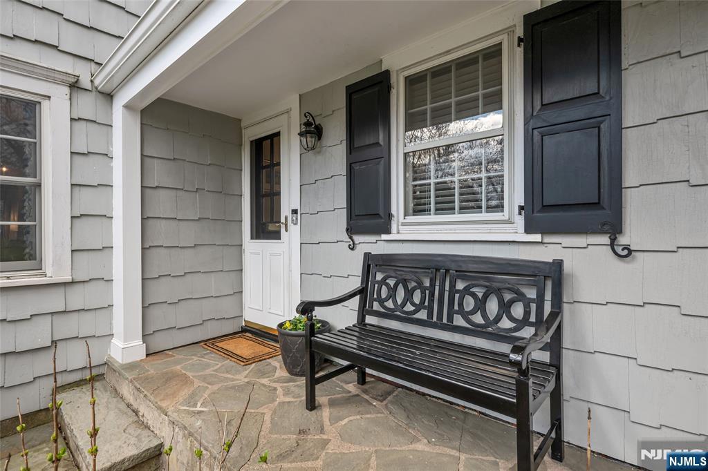 716 Morningside Road Ridgewood, NJ 07450 - Photo 3 of 47