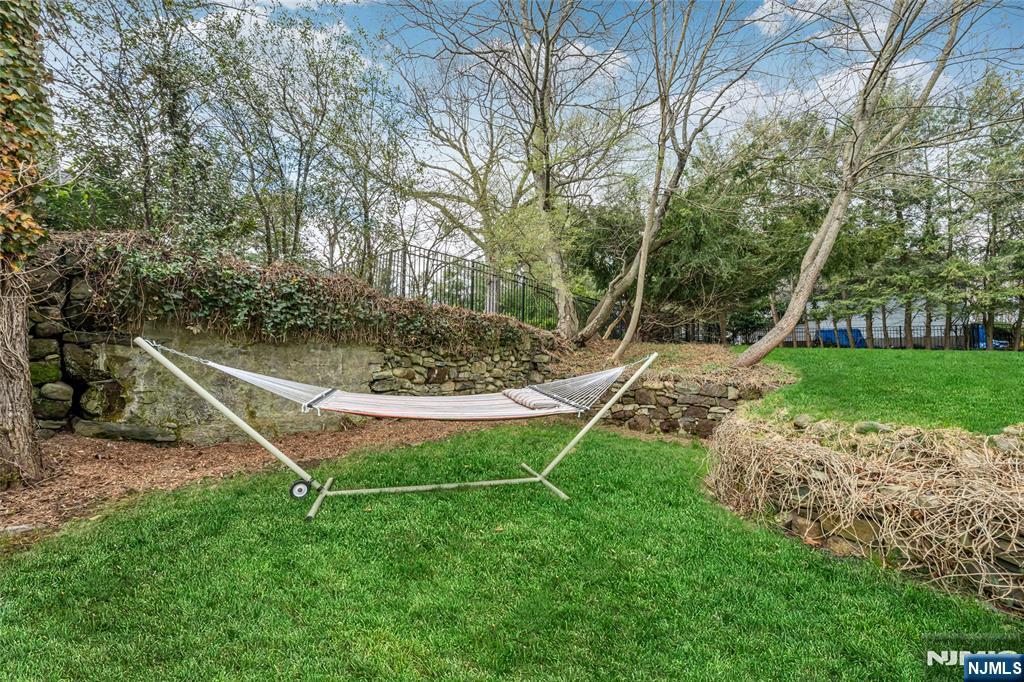 716 Morningside Road Ridgewood, NJ 07450 - Photo 37 of 47