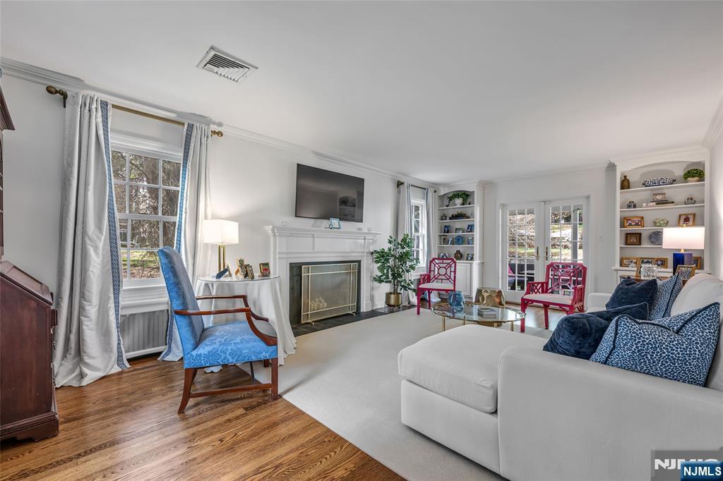 716 Morningside Road Ridgewood, NJ 07450 - Photo 6 of 47