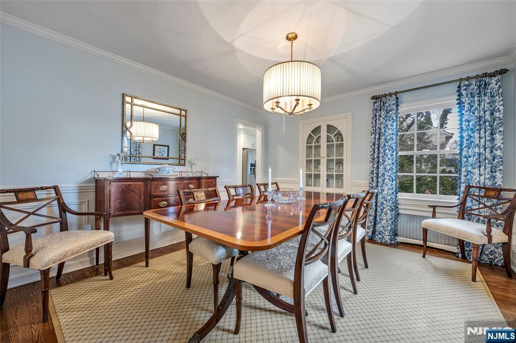 716 Morningside Road Ridgewood, NJ 07450 - Photo 9 of 47