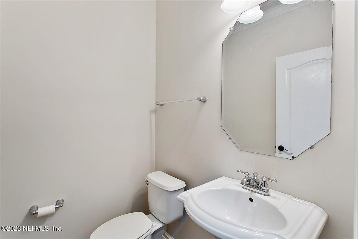 124 Bedstone Drive St. Johns, FL 32259 - Photo 17 of 60 11-Half Bath