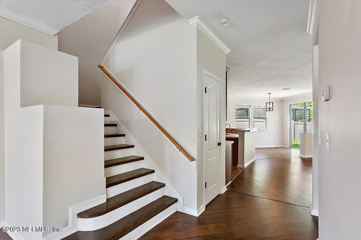 124 Bedstone Drive St. Johns, FL 32259 - Photo 8 of 60 03-Staircase
