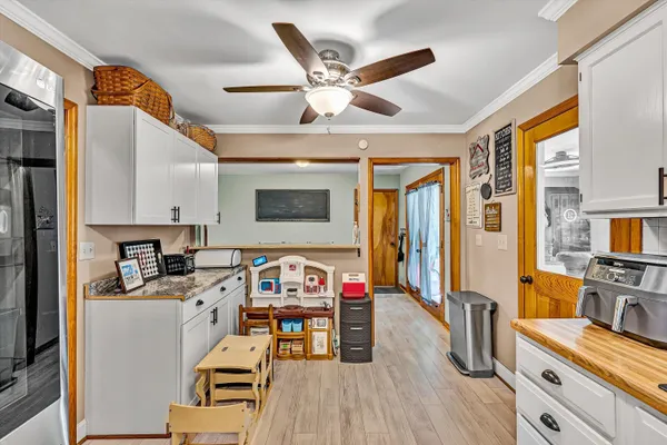 $389,900 | 6029 Twelve Oclock Knob Road, Roanoke, VA 24018