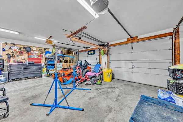 $389,900 | 6029 Twelve Oclock Knob Road, Roanoke, VA 24018