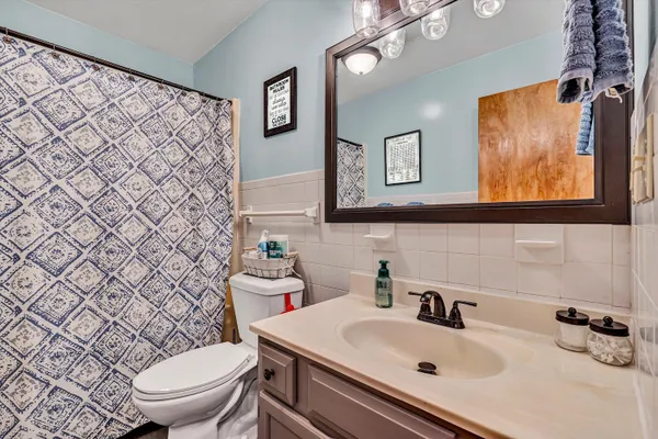 $389,900 | 6029 Twelve Oclock Knob Road, Roanoke, VA 24018