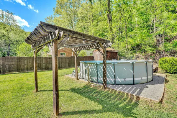$389,900 | 6029 Twelve Oclock Knob Road, Roanoke, VA 24018