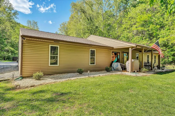$389,900 | 6029 Twelve Oclock Knob Road, Roanoke, VA 24018