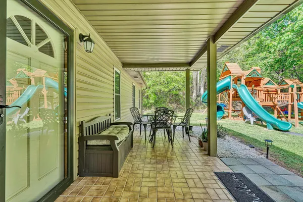 $389,900 | 6029 Twelve Oclock Knob Road, Roanoke, VA 24018