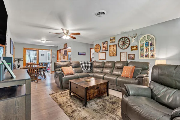$389,900 | 6029 Twelve Oclock Knob Road, Roanoke, VA 24018
