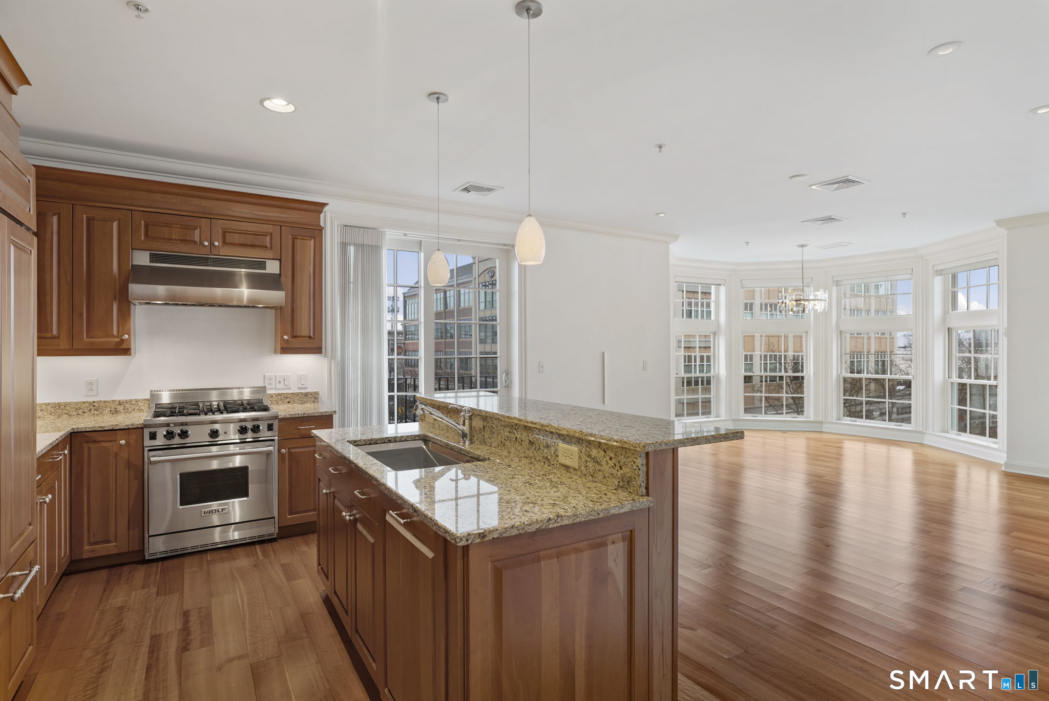 85 Memorial Road, Unit 313 West Hartford, CT 06107 - Photo 15 of 30