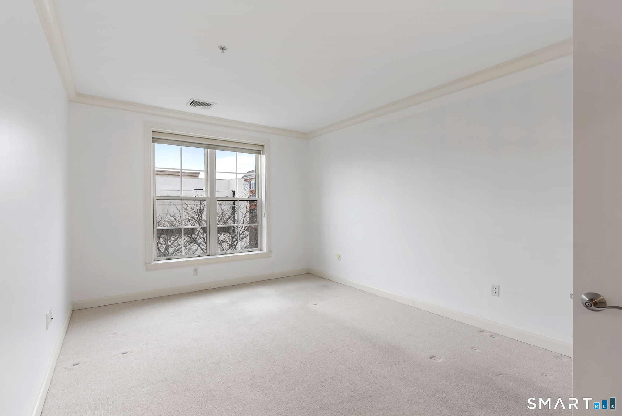 85 Memorial Road, Unit 313 West Hartford, CT 06107 - Photo 26 of 30 Guest room