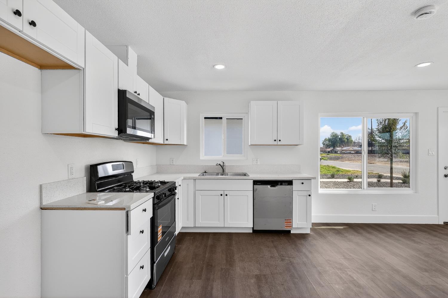 1013 West Santa Fe Avenue Merced, CA 95340 - Photo 17 of 67