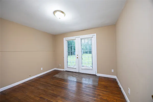 $1,650 | 304 Harris Boulevard, Conroe, TX 77301