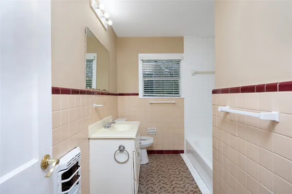 $1,650 | 304 Harris Boulevard, Conroe, TX 77301