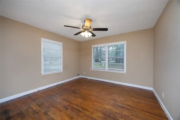 $1,599 | 304 Harris Boulevard, Conroe, TX 77301