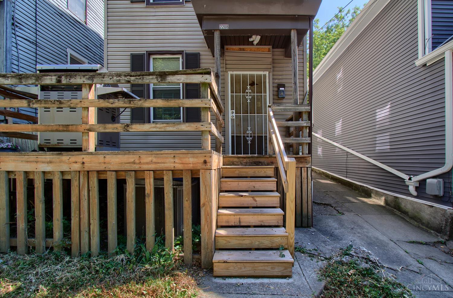 2208 Ravine Street Cincinnati, OH 45219 - Photo 46 of 53
