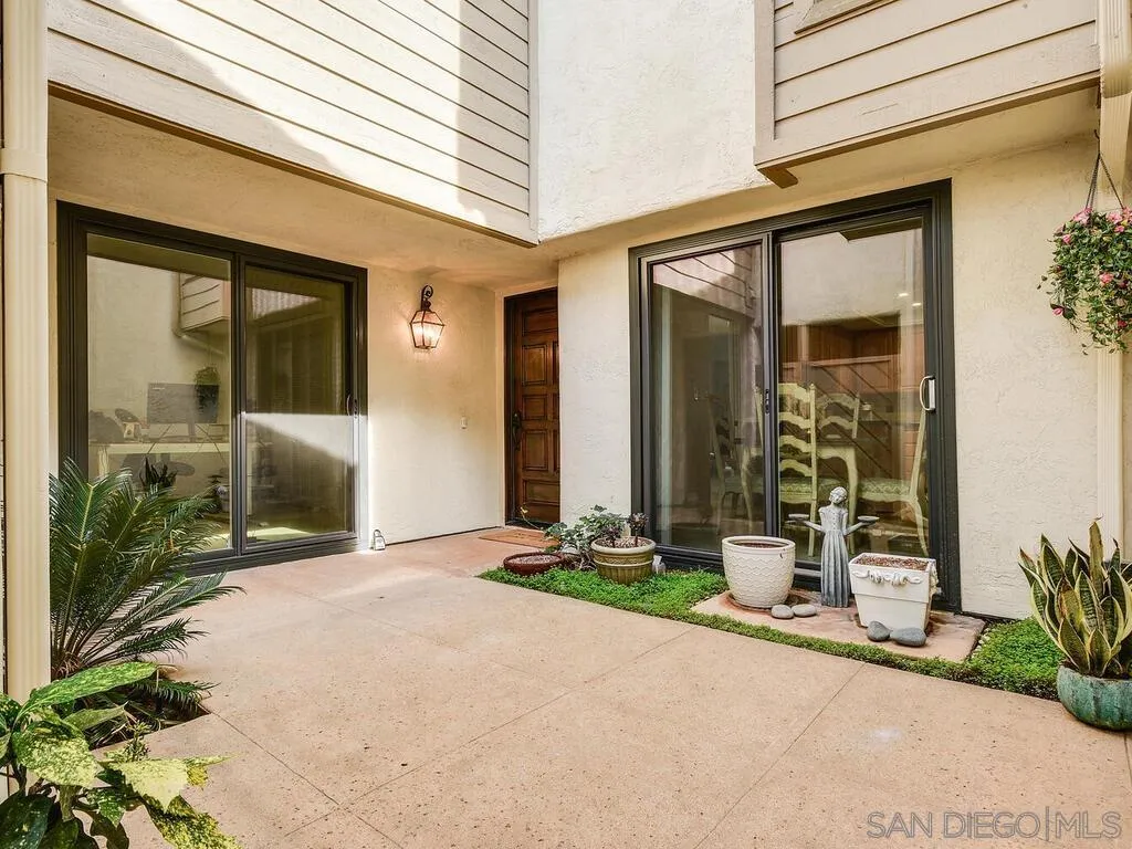 16055 Vista De Golf Rancho Santa Fe, CA 92091 - Photo 2 of 35 a front view of a house