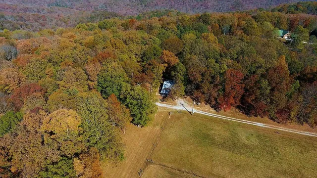 $211,000 | 21 Foggy Mountain Lane, Belvidere, TN 37306