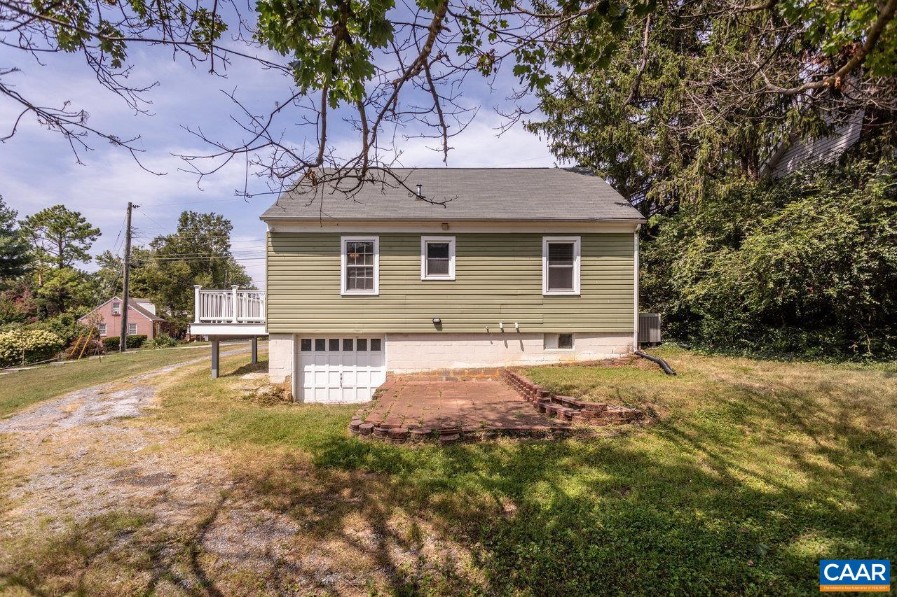 703 Monroe Street Staunton, VA 24401 - Photo 45 of 46 a front view of a house with garden