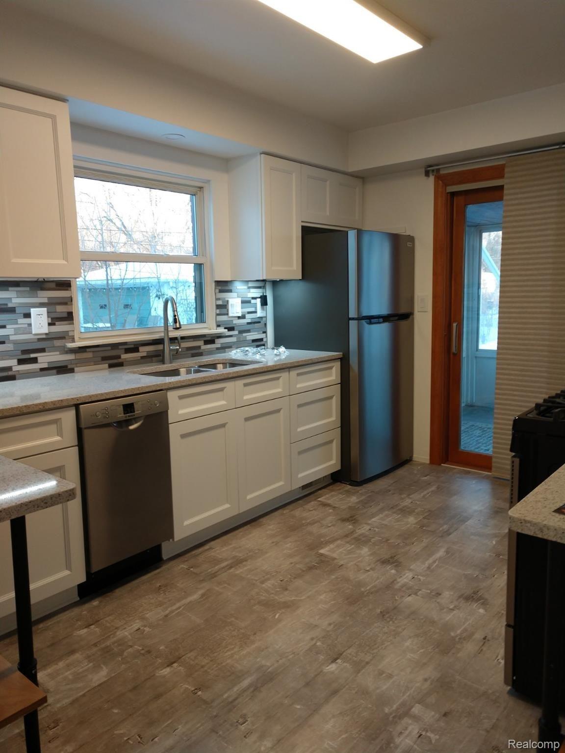 3032 Trafford Road Royal Oak, MI 48073 - Photo 2 of 22 Kitchen 2.jpg