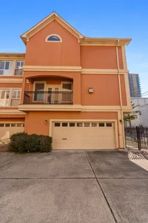 $3,200 | 827 Rosine Street, Houston, TX 77019