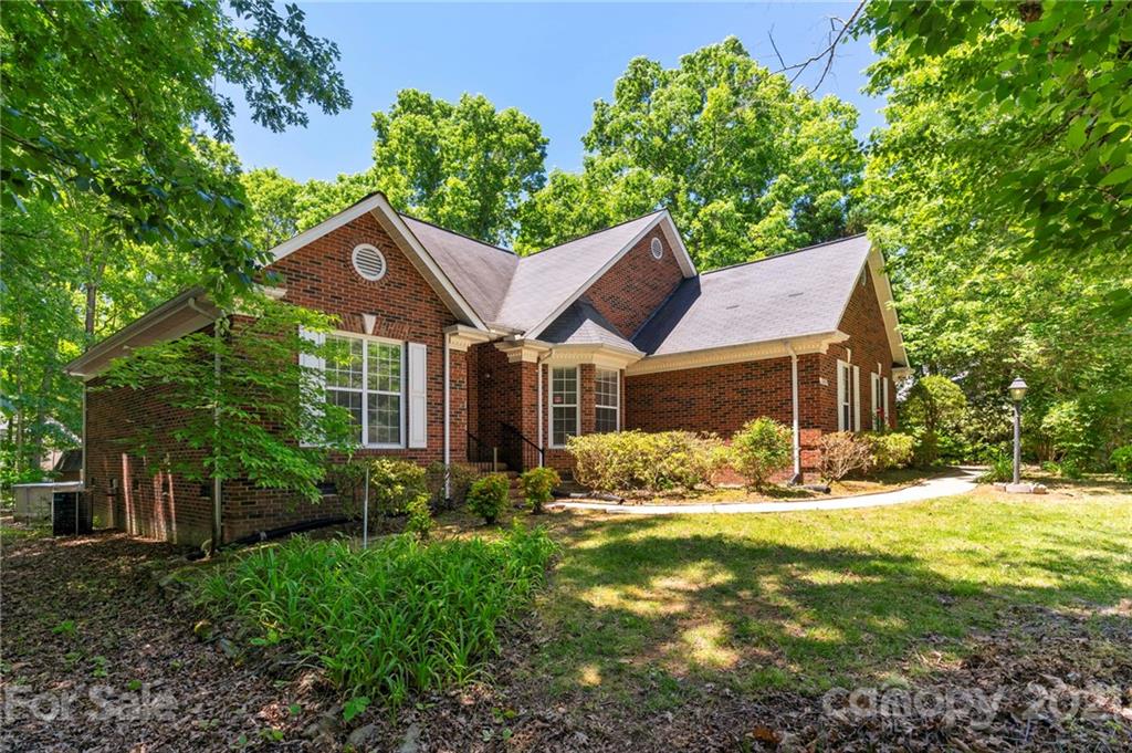 8265 Hunley Ridge Road Matthews, NC 28104 - Photo 1 of 26 Gallery Image 1