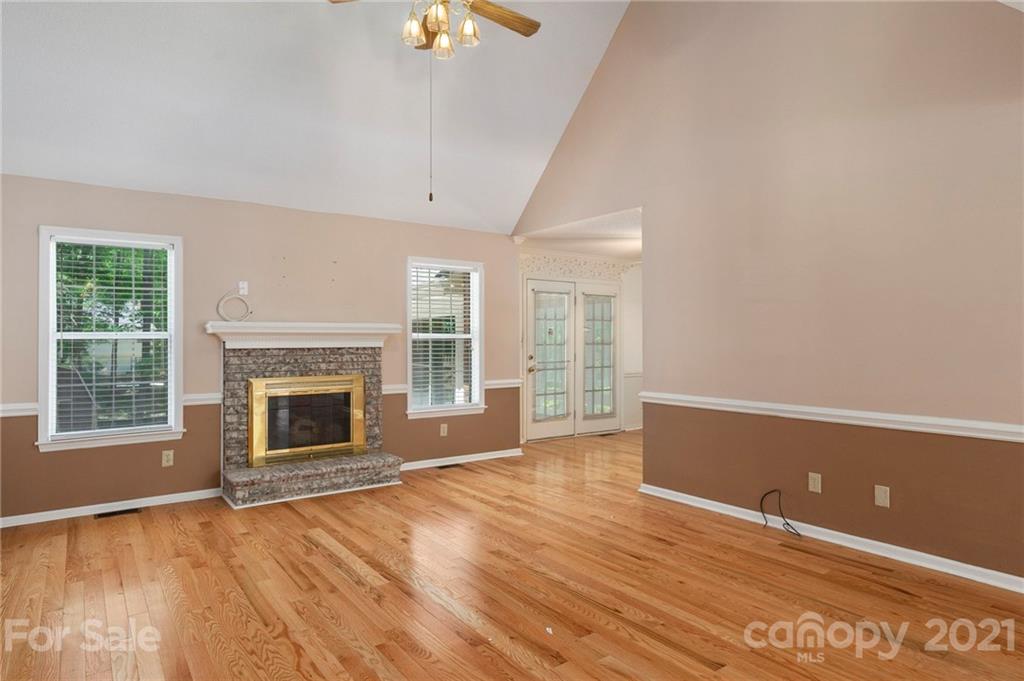 8265 Hunley Ridge Road Matthews, NC 28104 - Photo 4 of 26 Gallery Image 4
