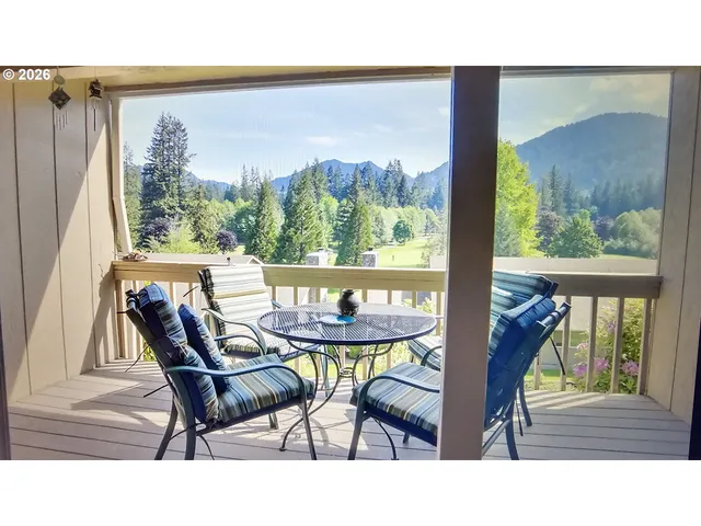 $379,950 | 68651 East Bowmans Circle, Welches, OR 97067